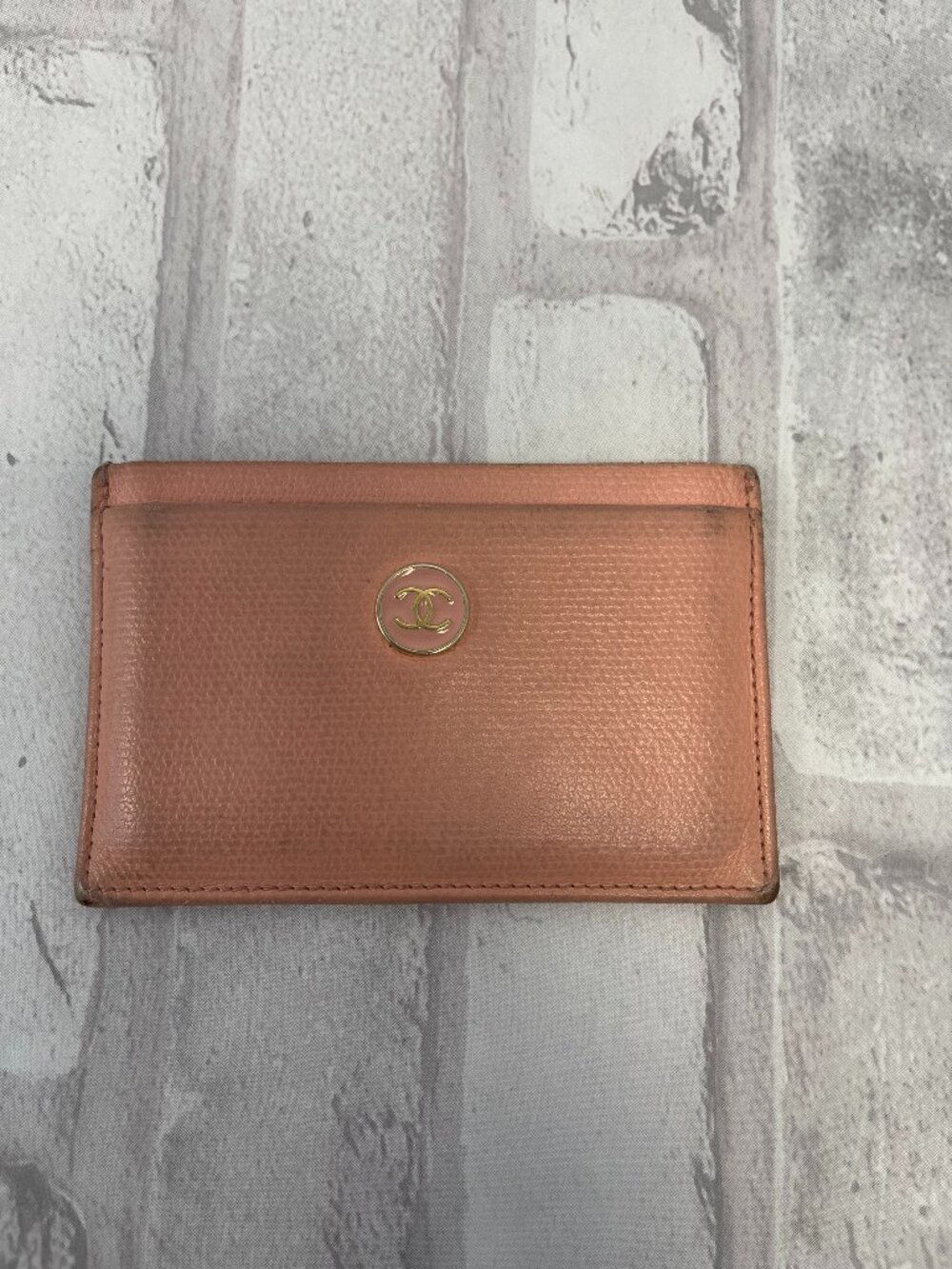 Chanel Vintage Leather Card Holder in Pink - Preowned